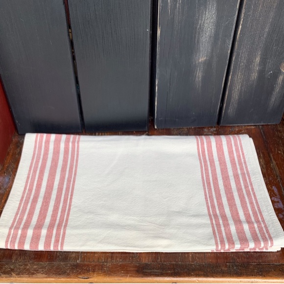 PB Grain Sack Table Runner - NEW - Picture 1 of 4
